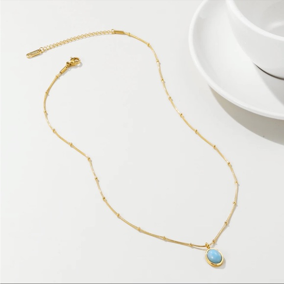 18K Gold Plated Stainless Steel Rope Necklace with Stone Pendant - Picture 3 of 6